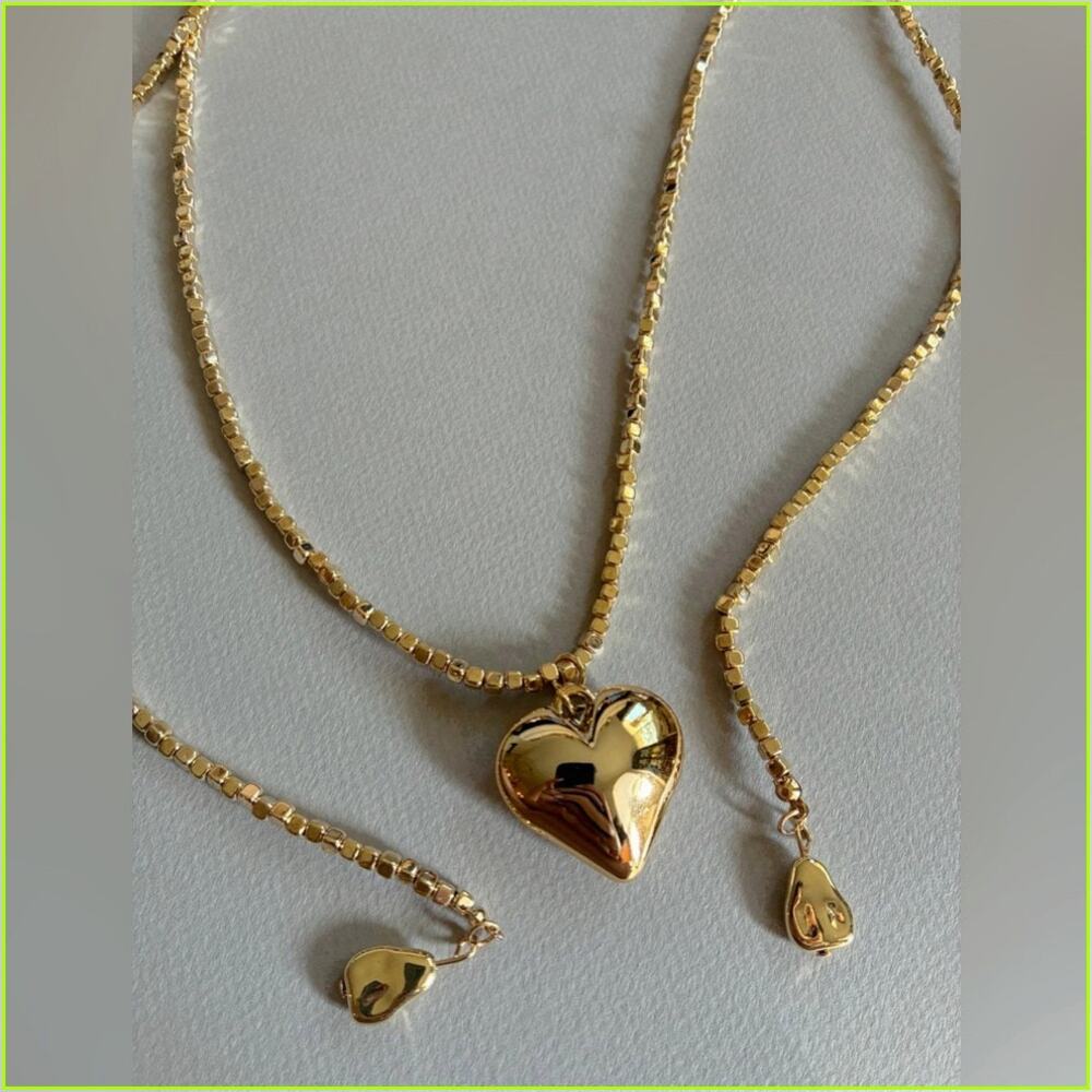 Elegant Gold Heart Necklace - Picture 4 of 4